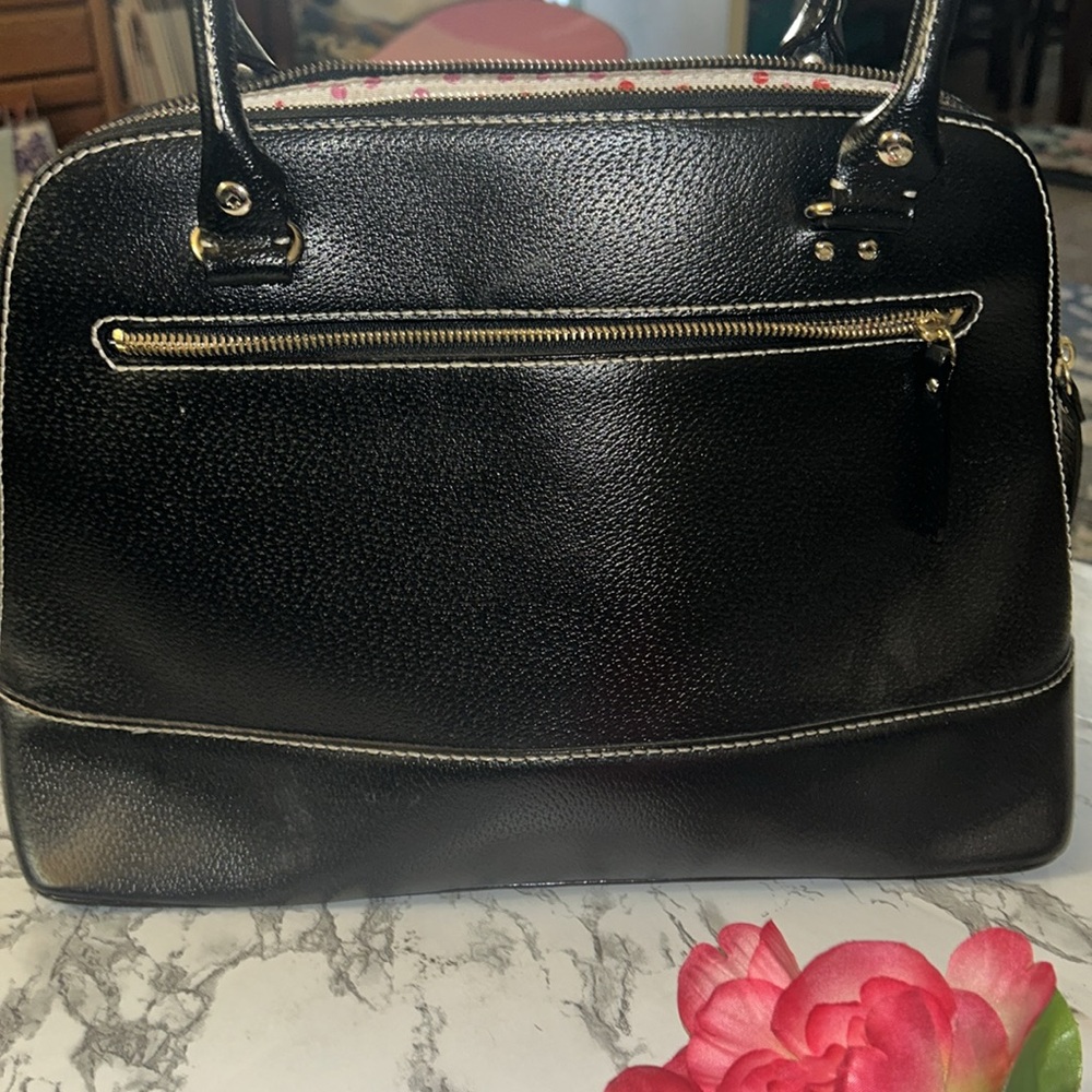 Kate Spade Black dome bag with Textured Finish black leather - Picture 4 of 14